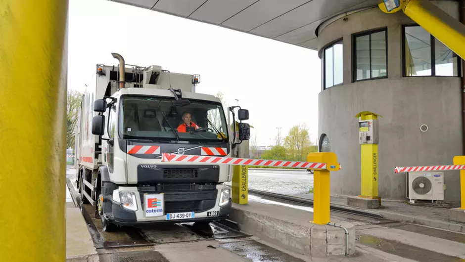Camion à ordure